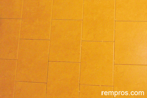 installing-ceramic-tile-on-the-floor